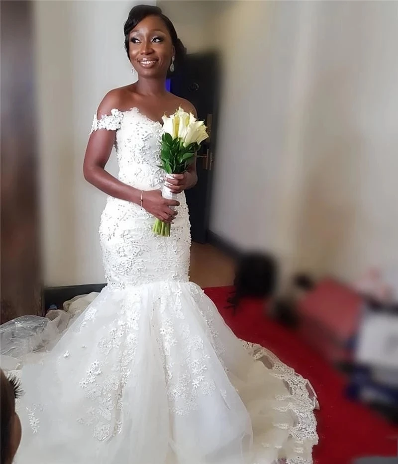 

Angelsbridep Off-Shoulder Mermaid Wedding Dress 2021 Fashion Sweetheart Appliques Beaded Court Train Dubai African Bride Dresses