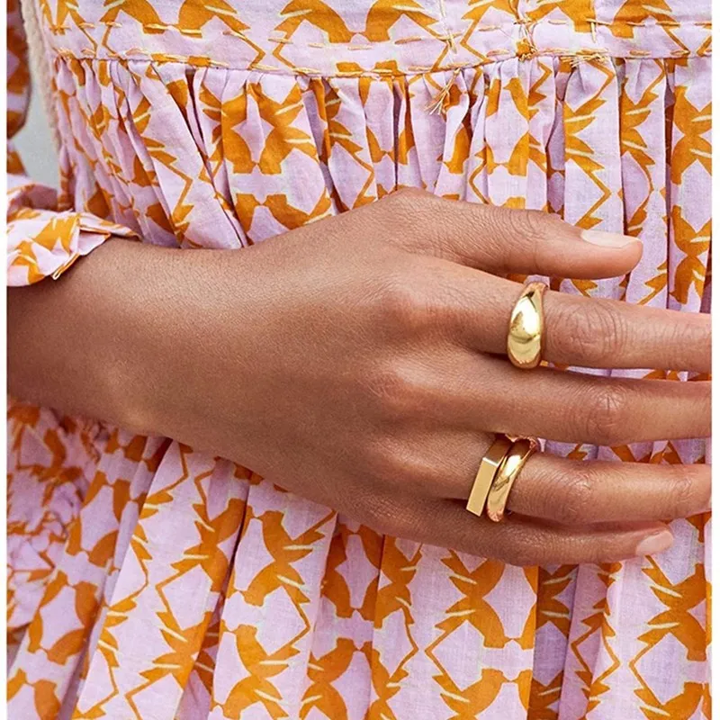 

Fashion Simple Glossy Alloy Golden Ring Punk Party Jewelry Anniversary Gift