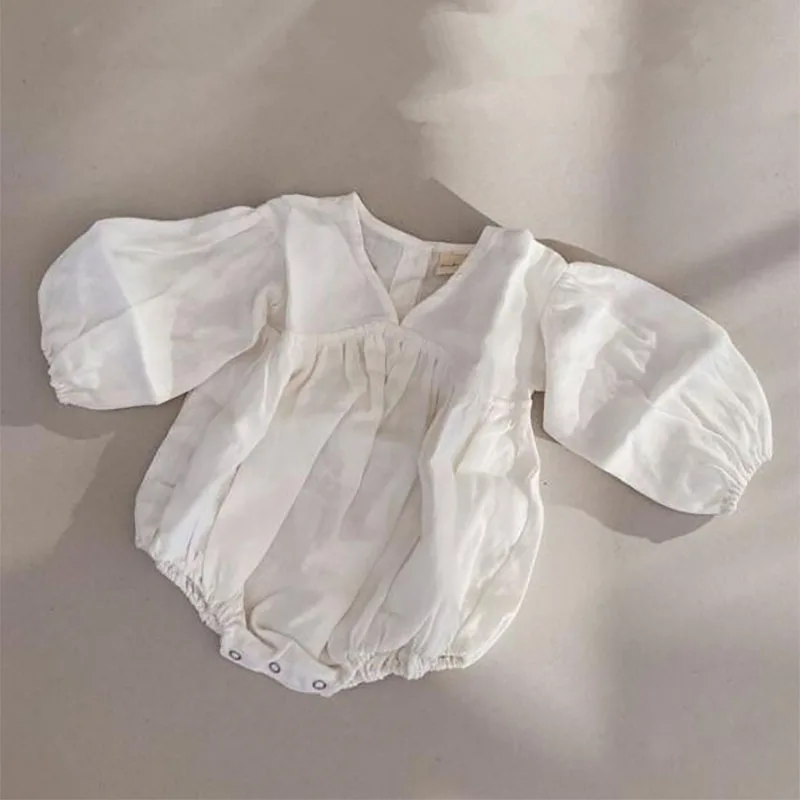 

HAYANA 2021 Autumn New Baby Bodysuits Solid Cotton And Linen Lantern Sleeve Casual V-neck Butterfly Bodysuit