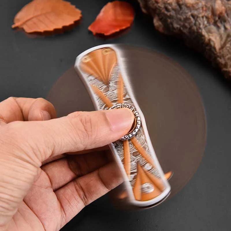 

Multi-Function Folding Knife Wilderness Survival Outdoor Tactical Knife with Creative Hand Spinner Portable Folding Knife