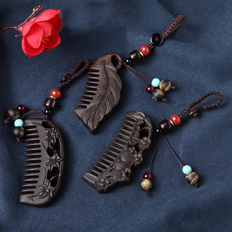 

1PC Mini comb Sandalwood Keychain Handmade Gift vintage wood hanging key chain female bag jewelry Key Accessories