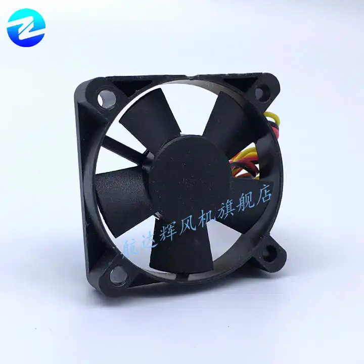 

Original SUNON KD0505PFB3 5V 0.6W 5CM 5015 50 * 50 * 15 MM 3 wire ball bearing fan