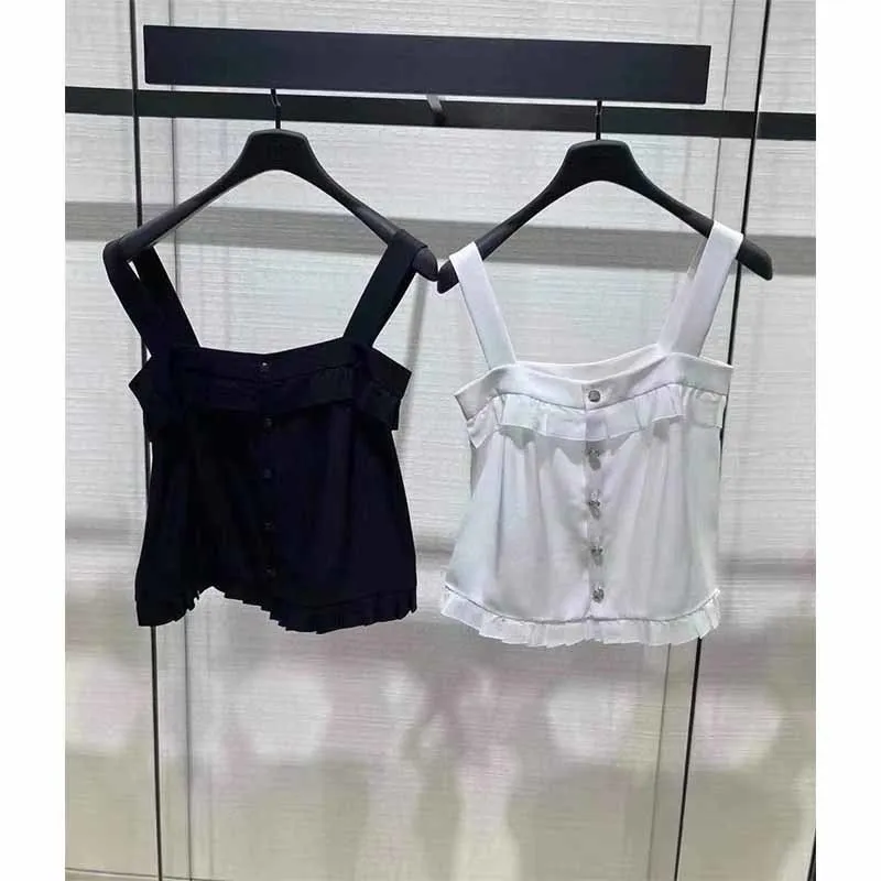 

2021 Women Vest Spring And Summer Fungus Edge Silk Suspender Vest Single Row Golden Button Vintage Elegant Tanks