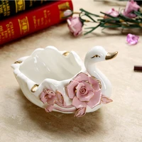 european ceramic swan ashtray personality fashion ash tray ashtrays lovely smoking tray home decoration wedding gifts