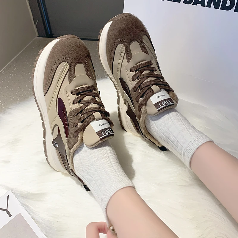 

Thick-soled Women's Vulcanized Shoes Winter New Plush Warm Sports Shoes Outdoor Comfortable Light Casual Lace-up Shoes Women