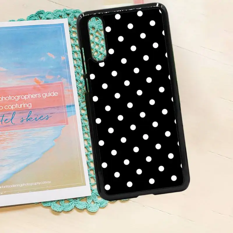 

Black And White Polka Dot pattern Anti-fall luxury Phone Case funda PC for iPhone 11 12 pro XS MAX 8 7 6 6S Plus X 5S SE 2020 XR