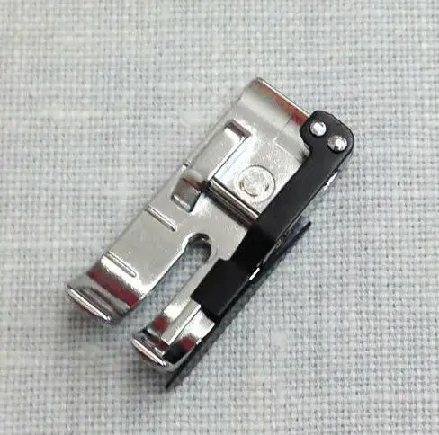 

Domestic Sewing Machine Parts Presser Foot 1/4" Foot w/ Guide, Snap On #200330008