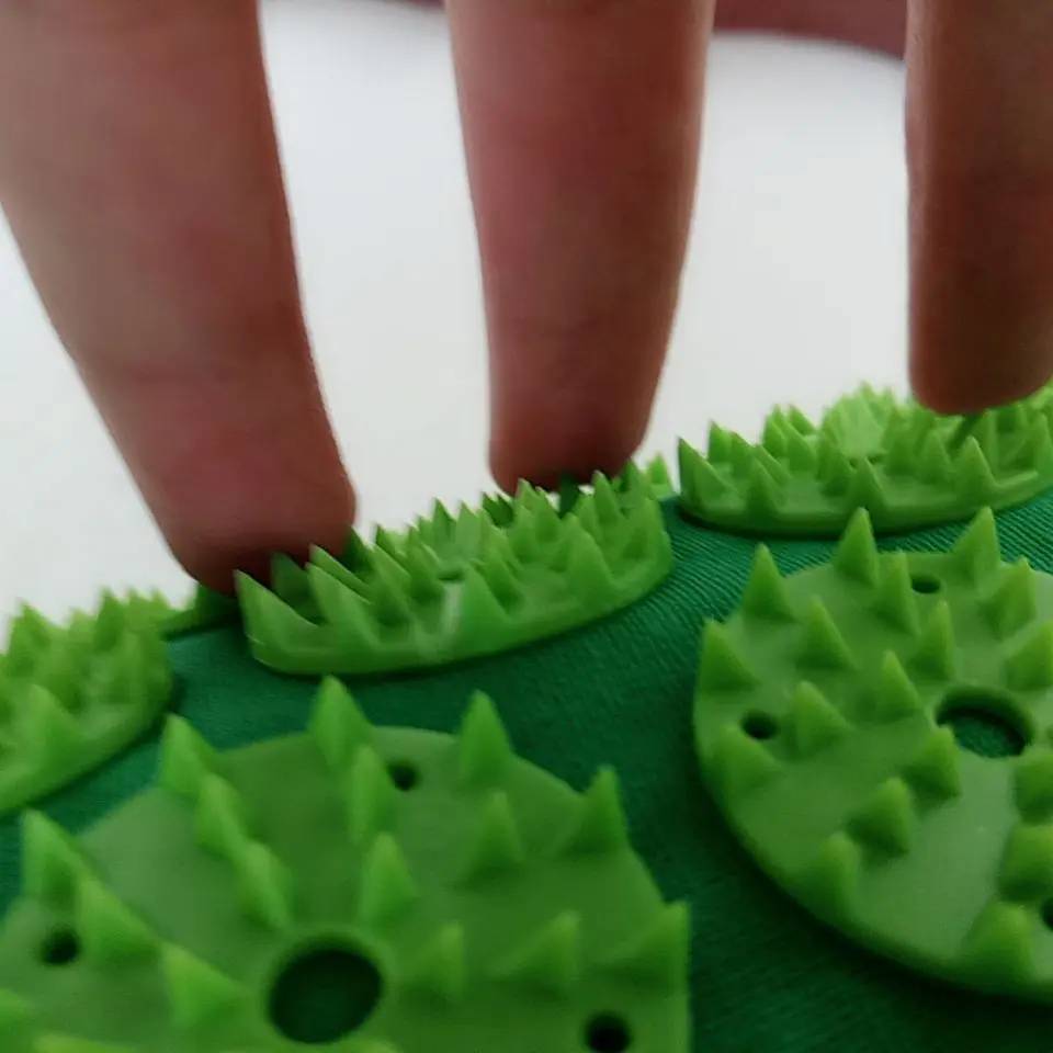 

Massager Cushion(67*42cm) Massage Yoga Mat Acupressure Relieve Stress Back Body Pain Spike Mat Acupuncture Yoga Mat with Pillow