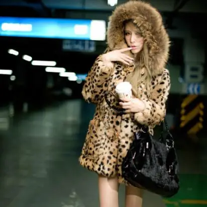 Осенне зимняя женская куртка из искусственного меха леопардовое пальто с
