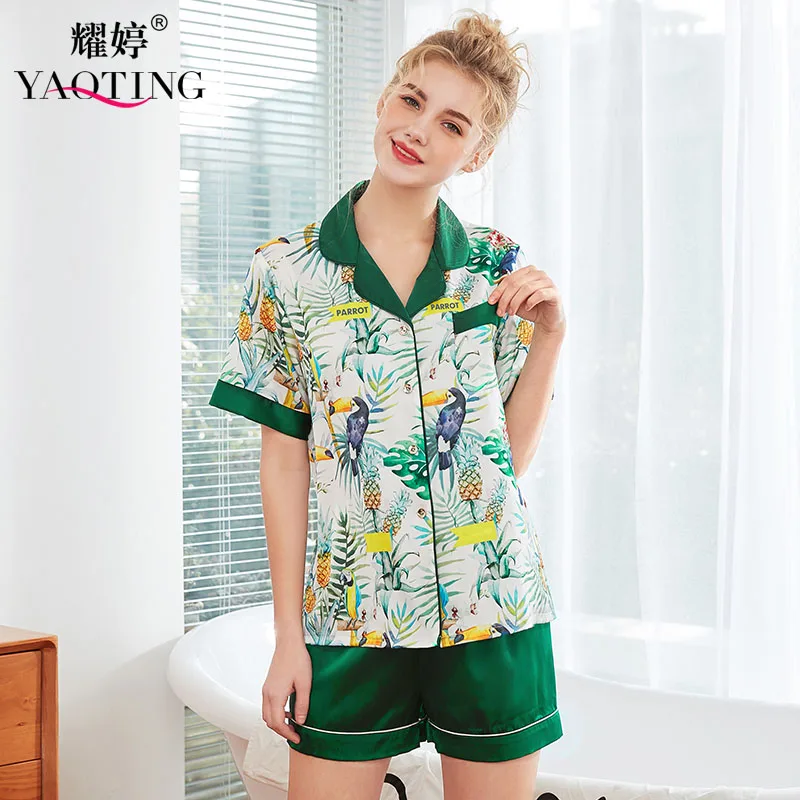 

New spring and summer silk pajama ladies new short-sleeved shorts home wear two-piece set