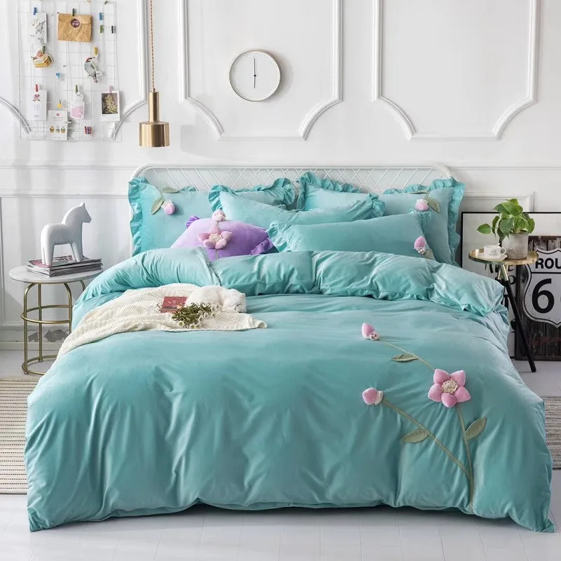 Роскошный комплект постельного белья ручной работы с цветочной вышивкой зимний