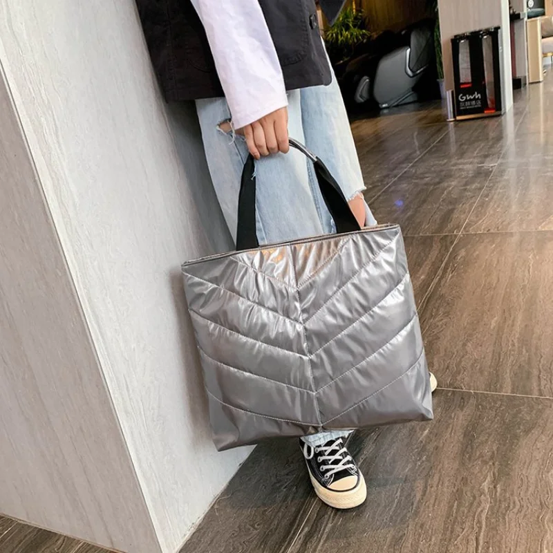 

European and American Fashion Women Bag Large Capacity Nylon Bag down Bag Multifunctional Waterproof Portable Shoulder Bag