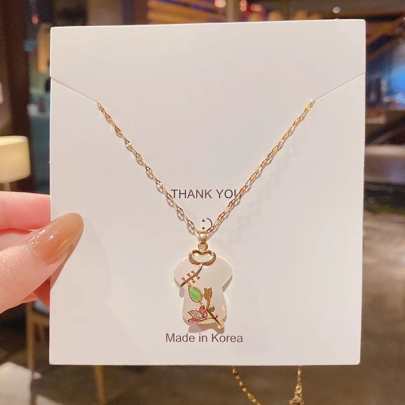 

SNCSDK 2020 new style retro fashion Exotic clothes Women necklace temperament female simple cold style jewelry clavicle chain