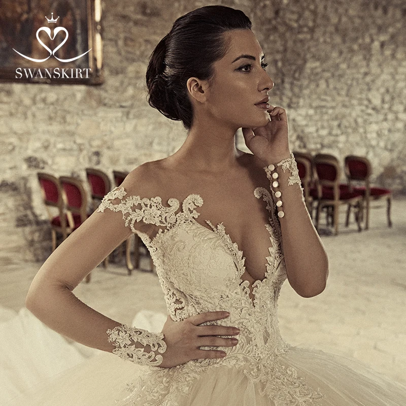 Слоновая кость Luxury Ball Gown Wedding Dress Swanskirt Appliques Long Sleeve Chapel Train Open back Bride Princess robe de mariee H147 - Цвет: Слоновая кость