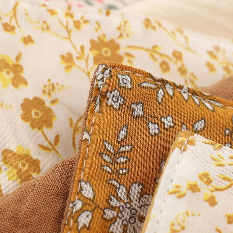 

Baby Soothe Appease Towel with Wooden Teether Newborn Soft Comforting Saliva Towel Sleeping Toy Burp Cloths Gift