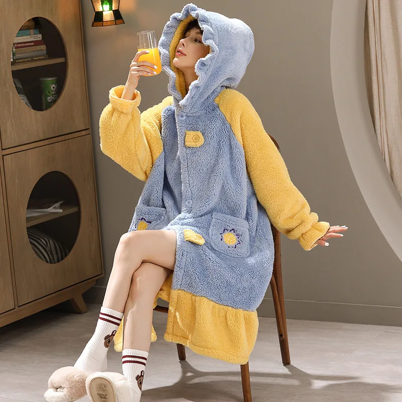 

Женская вышитая шапка в виде листьев лотоса с капюшоном, пижамы, Мультяшные милые теплые плюшевые коралловые флисовые длинные банные халат...