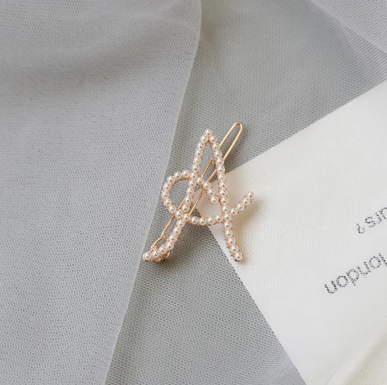 1 PC Elegant Women's Letter Pearl Hairpins Korean Sweet Girls Hair Clips Pins Barrette Hair Clip Hair Accessories Gifts - Цвет: A