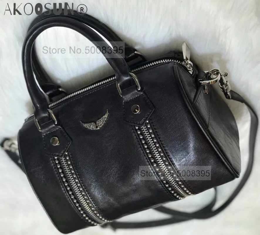 comprar Moda 2021ss Mulher Preto Couro Mensageiro Sacos Com Rebites Lidar Com Travesseiro Saco