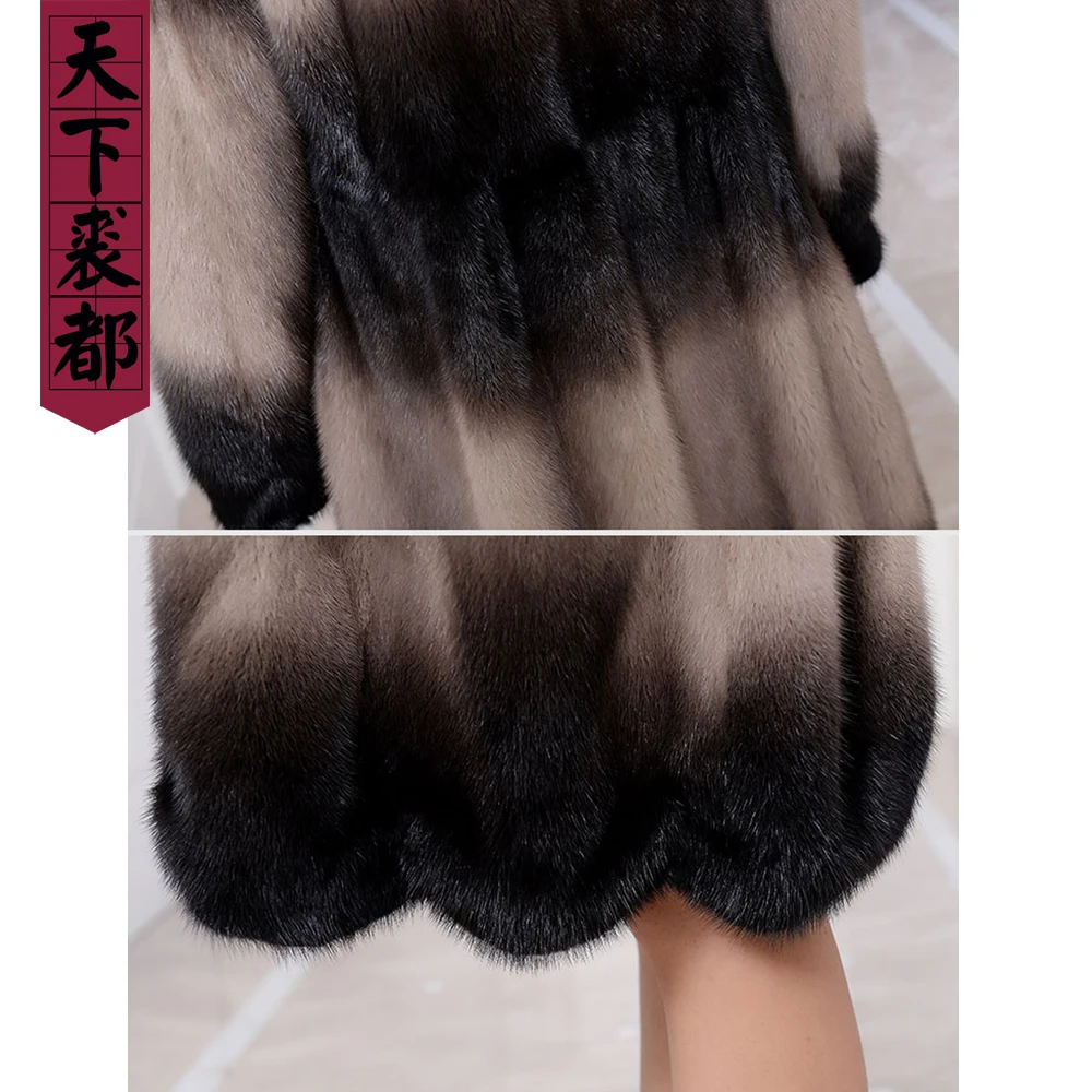 Шуба женская из цельного меха норки приталенная с капюшоном градиентная зимняя