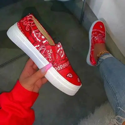 

2021 autumn women's shoes plus size camouflage round toe platform casual loafers flat bottom women's shoes