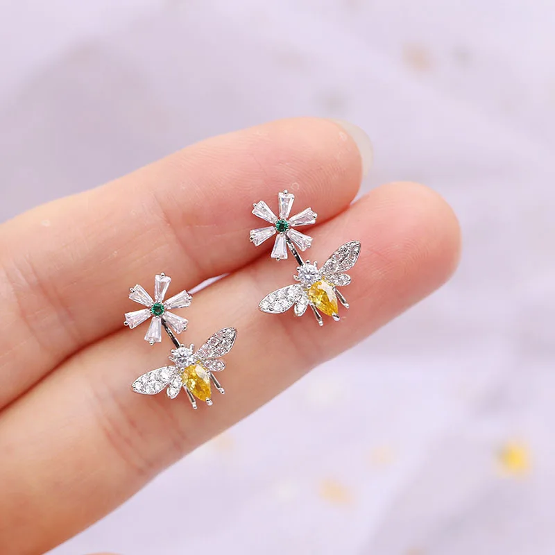 

New product trend fashion S925 silver small zircon small daisy bee earrings high quality customized exquisite gift for women