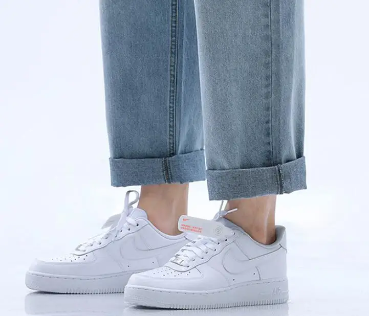 

2020 Korean Mens Casual Jeans Joggers Loose Fashion Men Straight Streetwear Denim Trousers Hip Hop Man Jeans plus size w925