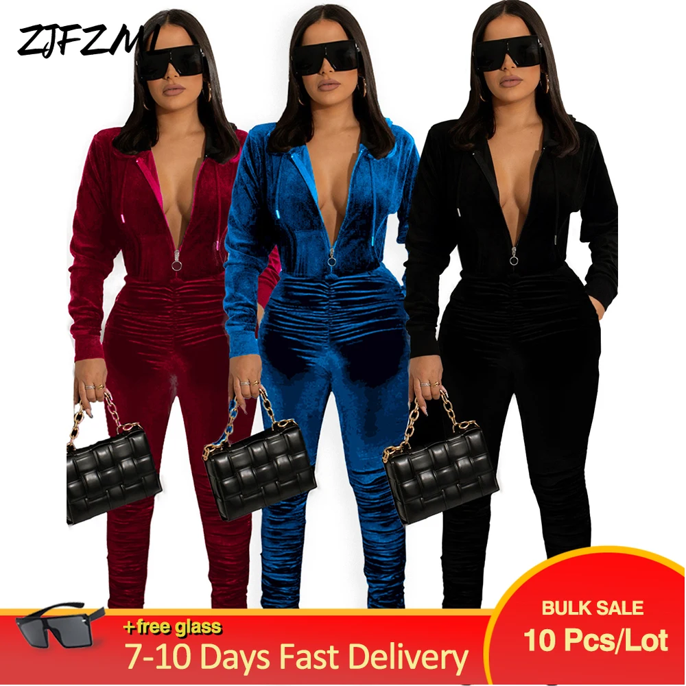 

Wholesale Bulk Lots Women's Velvet Outfits Casual Full Sleeve Hooded Coat+high Waist Pleated Flare Pant Loungewear Tracksuit