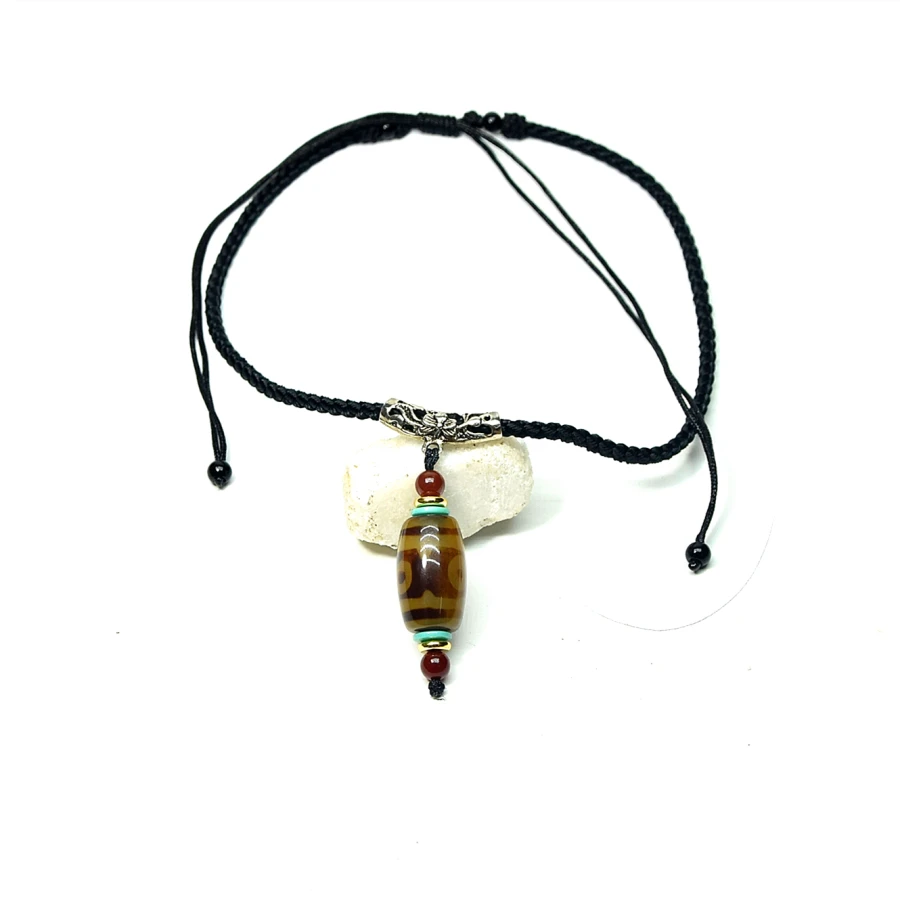 Коричневое ожерелье с подвеской из 3 искусственных элементов агата регулируемое
