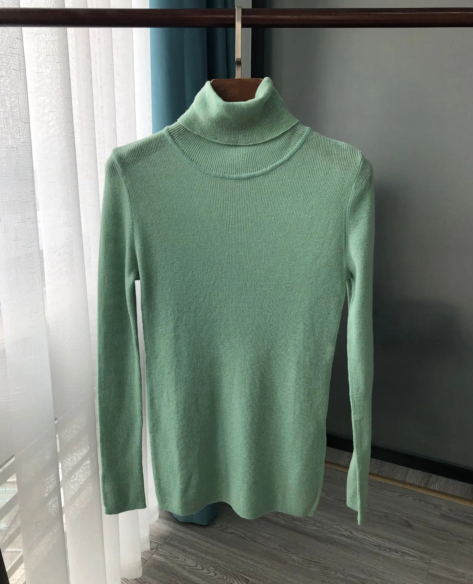 

Wool Women Sweater and Cashmere Blend High Collar Long Sleeve Five-color Bottoming Shirt