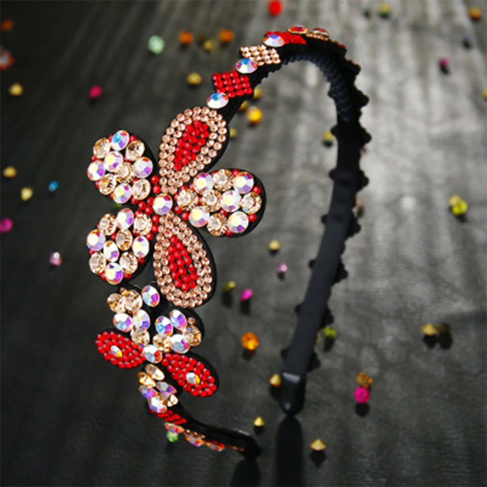 

Simple and Sweet Flowers Head Wear Luxury Headband for Women Rhinestone Non-slip Border Girl Hairpin Fancy Hair Accessories Gift