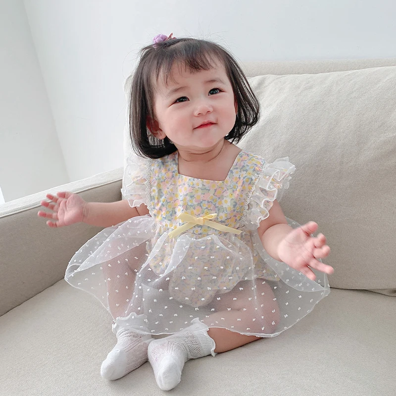 

2021 Spring New Born Clothes Casual Sleeveless Floral Cute Baby Bodysuit