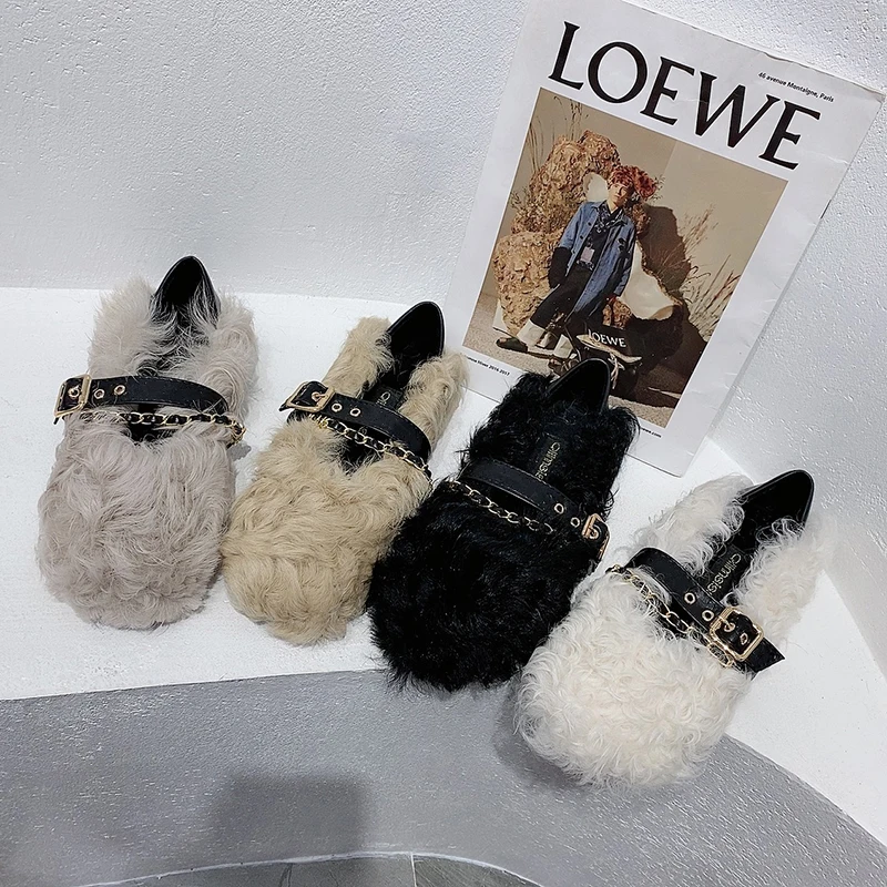 

2021 Autumn New Lamb Curls And Beanie Shoes Women′s Flat-bottomed Plus Fluffy Shoes Fashion All-match Lambs Wool Flat Shoes