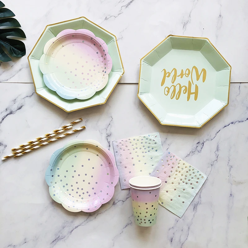 Высококачественная бронзовая Радужная одноразовая посуда искусственный флаг