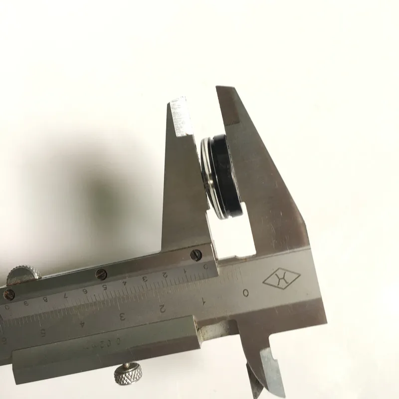 

12 Pcs/Set 20mm Small Mini Compasses for Camping Hiking Traveling PUZ777