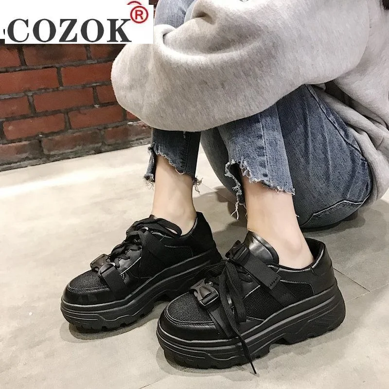 

2021 New Fashion Women's Shoes Comfortable Breathable Mesh Casual Shoes Spring Women Platform Shoes Lace-up Solid Color Sneakers