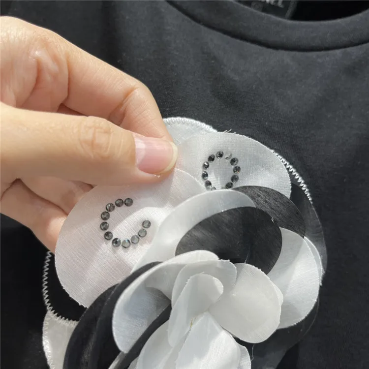 

Brand Black Luxury Puff Sleeve T-Shirt Women 2021 Spring New Casual Slim Runway Cotton T Three-Dimensional Floral O-Neck Tshirts