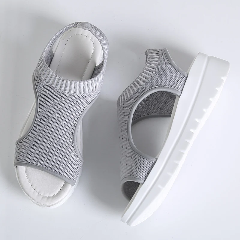 Туфли женские прогулочные дышащие удобные на плоской платформе летние сандалии