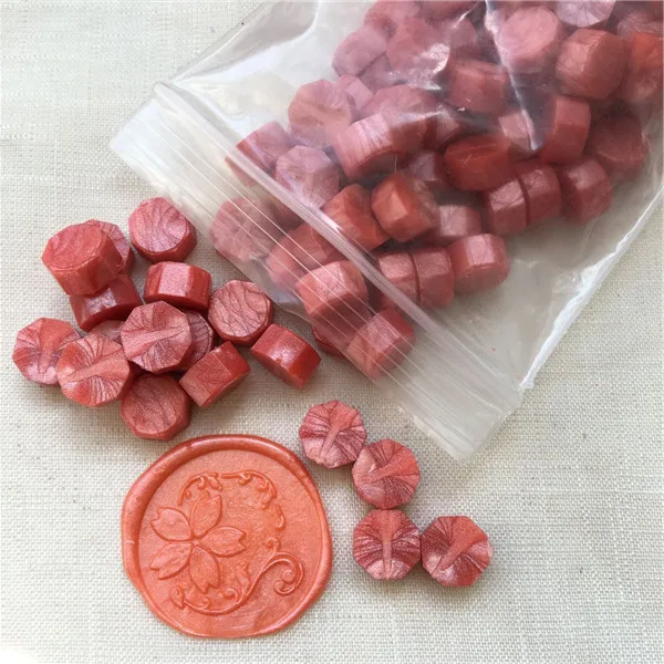 salmonpink Один пакет, уплотнительные восковые бусины, зернистый воск, 32-34 г, около 100 шт, уплотнительный воск, многоцветная печать, воск, таблетки, сургуч - Цвет: salmonpink
