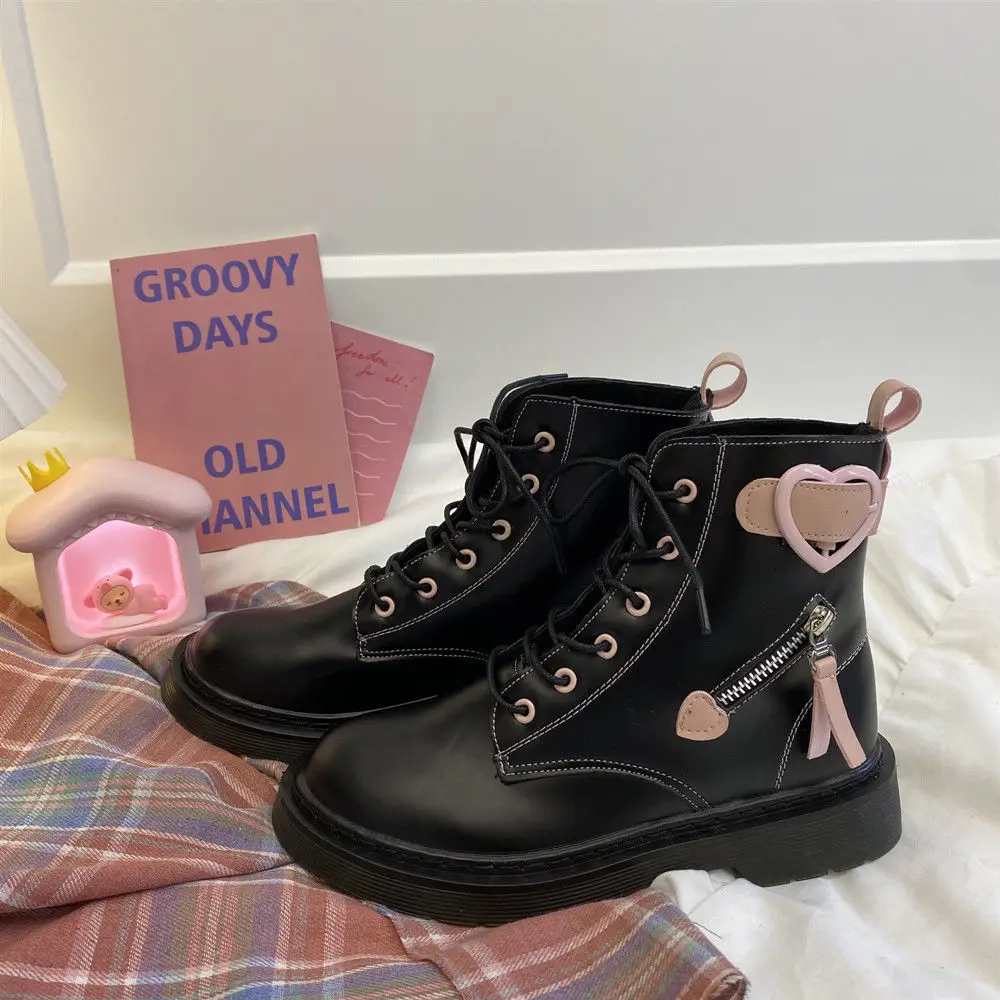 

Ботинки женские на шнуровке, мотоциклетные ботильоны на массивной платформе, обувь в стиле панк, сапоги Martens на толстой подошве, черные