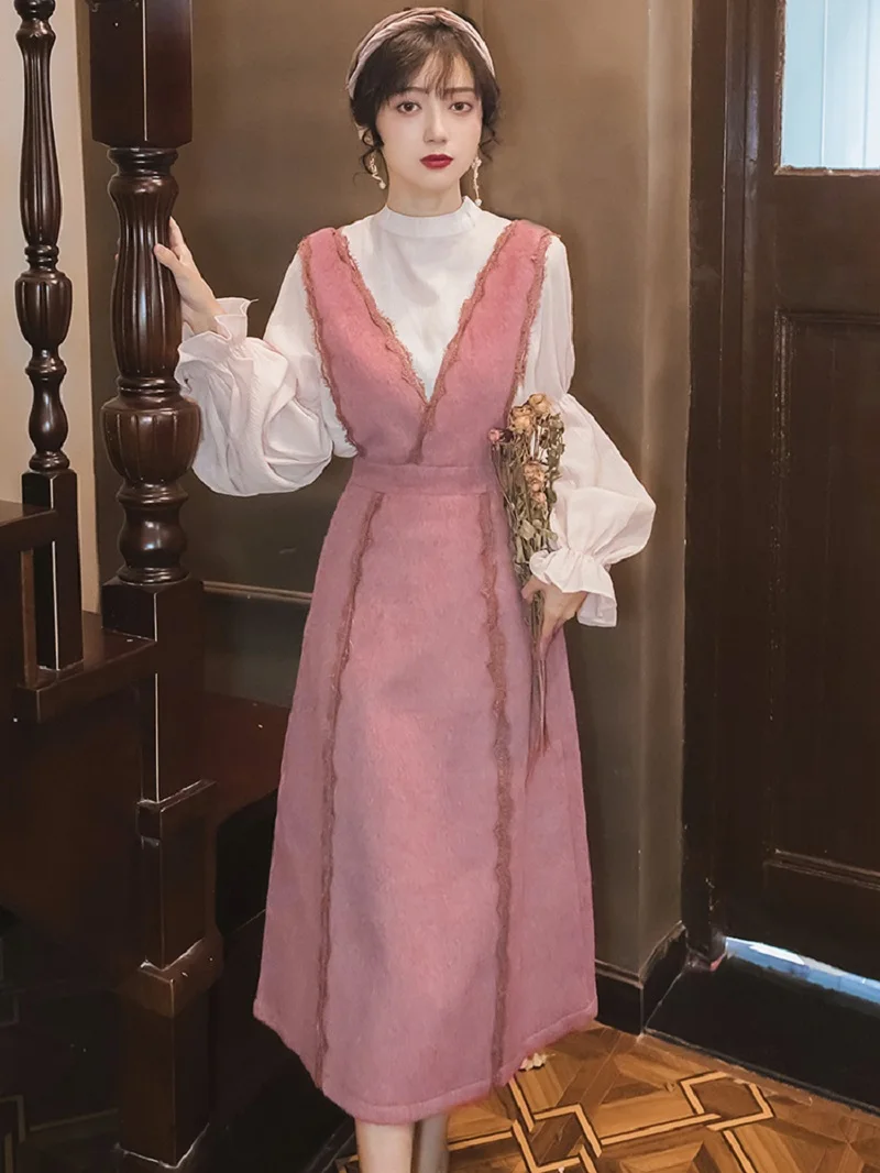 

Sweet Autumn Winter Women 2pcs Sundress Set White Puff Sleeve Blousa V-neck Rose Pink Suspender Skirt for Femme Elegant Dresses