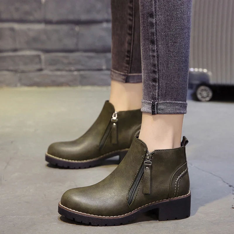 Ботинки 2019 Новые короткие ботинки мартинсы женские на толстой подошве с боковой