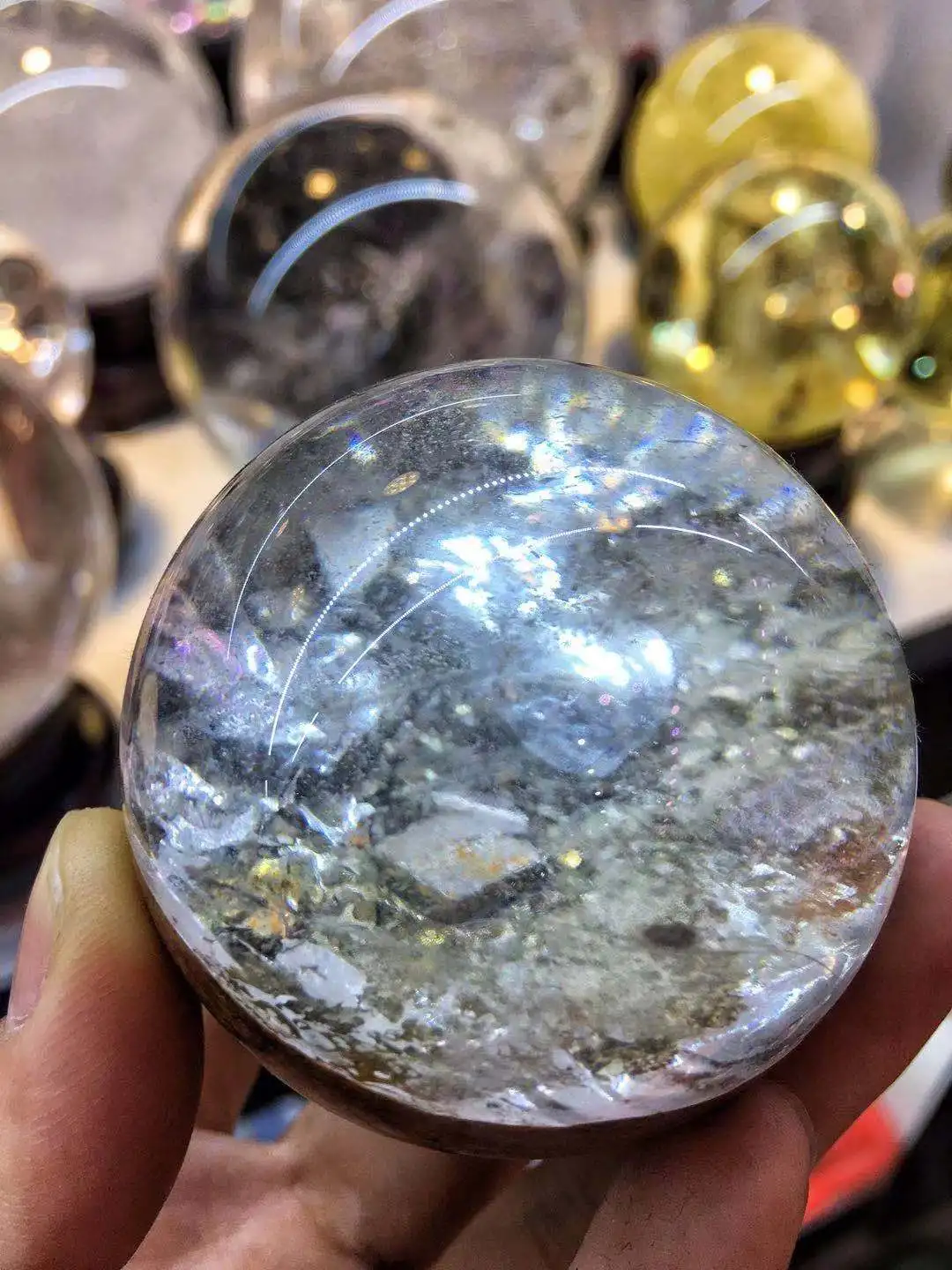 

Natural clear crystal ball Mineral ore speciment crystal ball