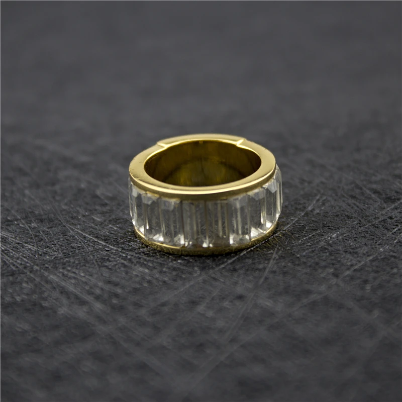 

Luxury Jewelry Designs Stainless Steel Rings With Cubic Zirconia Stone Romantic Clearly Square Crystal Finger Ring for Women