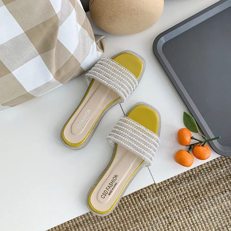 

Summer Casual Sandals and Slippers Female Soft Bottom Rhinestone Pearl Fashion Wear Non-slip Flat Bottom Sandals and Slippers