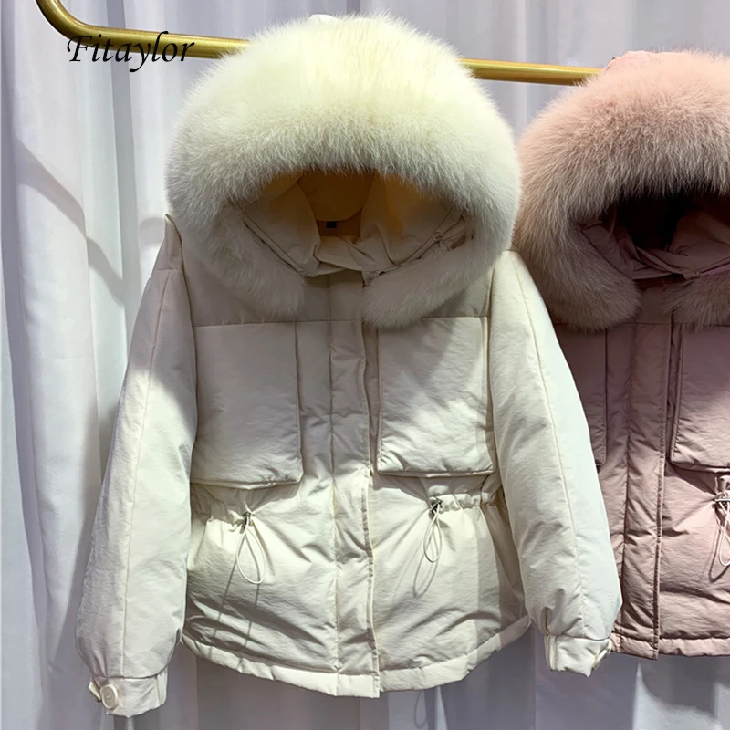Женская парка на белом утином пуху с капюшоном из натурального Лисьего