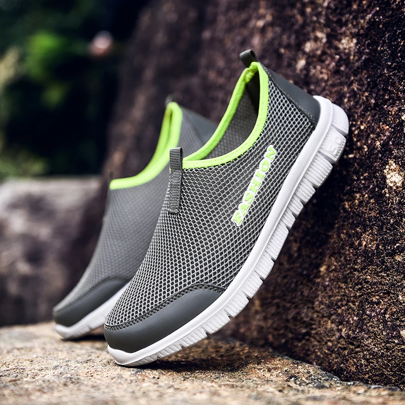 Сетчатые кроссовки для мужчин и женщин светильник дышащие унисекс без шнуровки