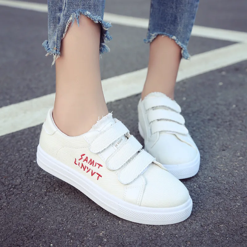 Модные Женская полотняная обувь с вышитыми буквами Повседневная на плоской