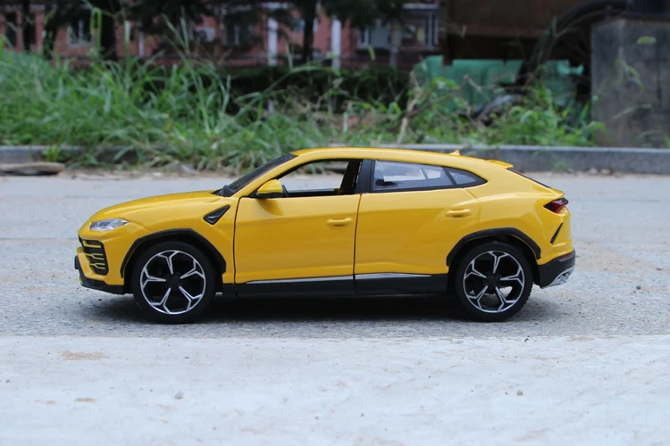 Maisto 1:24 Lamborghini Bison URUS SUV, сплав, гоночный автомобиль-трансформер, модель автомобиля, моделирование, украшение автомобиля, коллекция, Подарочная игрушка