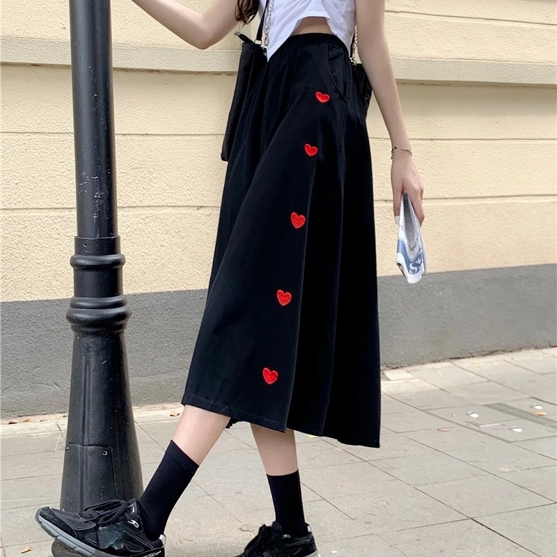 

KOSAHIKI Japanese Kawaii Skirts Women Harajuku Heart Print Women Black Skirt High Waist Skirts Spirng Summer Casual Loose Skirts