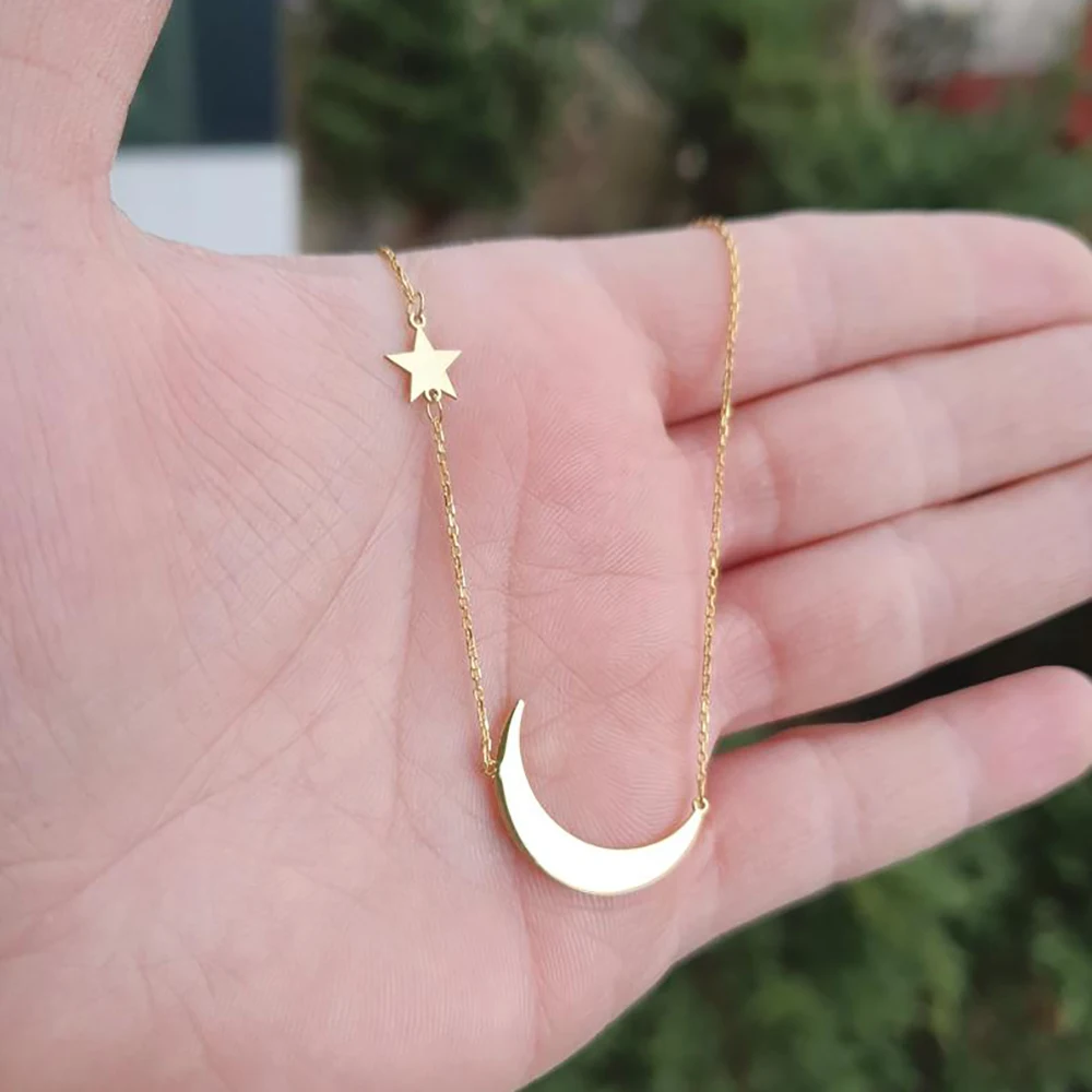 

Mini-World Custom Sideways Initial Letters Cute Crescent Moon Pendant Stainless Steel Elegant Women Jewelry Anniversary Gift